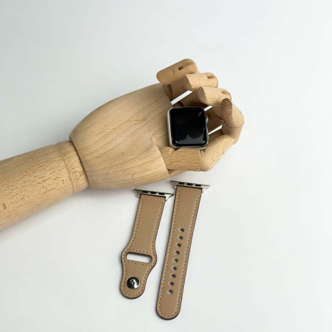 Кожаный ремешок Leather Rivet Clasp для Apple Watch 38/40/41mm Biscuit